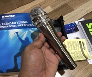 Shure/Shure KSM8 ไมโครโฟนเสียงแบบไดนามิกไมโครโฟนแบบมีสายระดับมืออาชีพการแสดงบนเวทีร้องเพลงคาราโอเกะไมโครโฟน