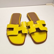 全網最便 Hermes/愛馬仕 黃色H拖鞋，35碼  🈚附件
