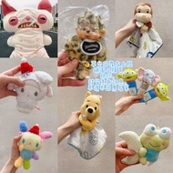 睇內文🩵正版fuggler無毛貓公仔 fuggler畢業公仔🔅聖誕帽花小兔公仔掛飾 聖誕彩虹兔公仔 聖誕usahana公仔🔅雪花melody公仔！🔅稀有款 keroppi啷啷公仔掛飾🔅日本東京迪士尼絕