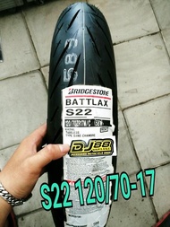 Ban battlax S22 120 - 70 ring 17 ban depan battlax bridgestone sport