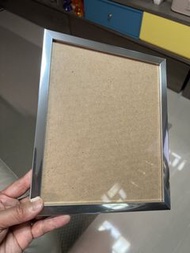 IKEA LOMVIKEN 相框 及銀邊證書相架