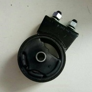 Engine mounting depan ford laser taxi