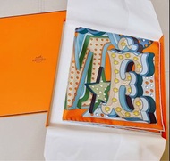Hermes scarf 絲巾45cm Electrique