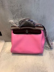 Hermes Herbag 31 內縫 粉紅色拼紅色