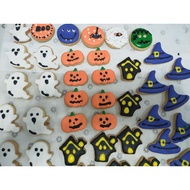 Halloween icing cookies
