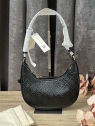 รับประกันแท้💯 งานshop LEATHER CRESCENT BAG BLACK 158514