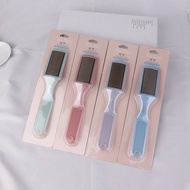 Convenient foot exfoliator