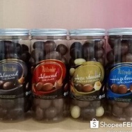 ALFREDO DARK ALMOND chocolate HAZELNUT/ ALMOND MILK/ ASSORTMENT/ 280gr