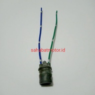 T10 speedometer lamp fitting socket with dotted cable