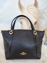 รับประกันแท้💯 สะพายข้าง  พัด Kacey Satchel  C6229