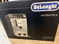 DeLonghi Autentica 全自動咖啡機