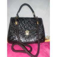 branded preloved leather bamboo handbag