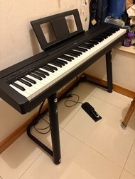 Yamaha P-48 數碼鋼琴 包已升級延音腳踏，U型琴架以及連接有線耳機