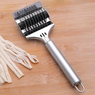 Kitchen Noodle Lattice Cutter Roller Ergonomic Handle For Comfortable, Easy Grip. Family Noodle Maki