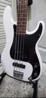Squier P Bass Electric Guitar White