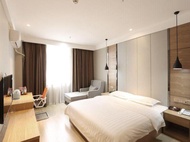 Jinlan Holiday Hotel (Wuhan Yuanlin Road Gangdu Garden Metro Station Branch)