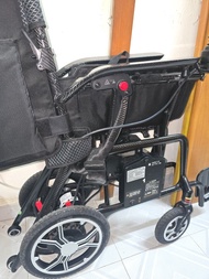 Innuovo 英洛華N5909碳纖維電動輪椅