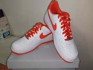 Nike AIR FORCE 1  White/Turf Orange (EUR 44)