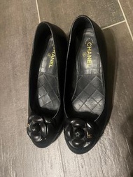 Chanel 黑色粗跟鞋