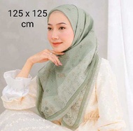 Khimar segi empat motif deenay ukuran jumbo 130x130 &amp; 125x125 / segi empat voal premium / jilbab syari segi empat motif ukuran jumbo