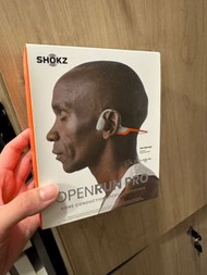 Shokz OpenRun Pro 骨傳導運動耳機
