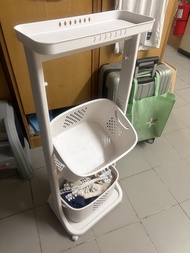 白色多層洗衣籃移動架