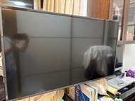 LG 43UJ6300 43-inch TV and Soundbar