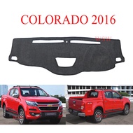 SALE!!! (1ชิ้น) พรมปูคอนโซลหน้ารถ เชฟโรเลต โคโลราโด เทรลเบลเซอร์ (ใหม่) 2015-2019 พรมหน้ารถ Chevrolet Colorado MY Trailblazer ##ตกแต่งรถยนต์ ยานยนต์ คิ้วฝากระโปรง เบ้ามือจับ ครอบไฟท้ายไฟหน้า หุ้มเบาะ หุ้มเกียร์ ม่านบังแดด พรมรถยนต์ แผ่นป้าย