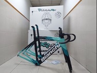 現貨！全新 BIANCHI XR4 CV DISC 頂級碟煞破風車架 BRAND NEW CARBON DISC FRAMESET