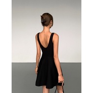 เอวสูงสีดําสไตล์ฝรั่งเศสแขนกุดเหนียวชุดผู้หญิงเซ็กซี่สลิมฟิตStreetwearกระโปรงสั้นเอวยางยืด