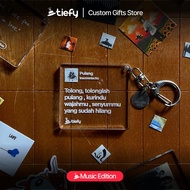 Song's Lyrics Customisable Keychain Gift by Tiefy