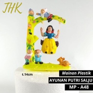 MP-A48 - Snow White Cake Topper Snow White