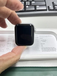 Apple Watch SE2 (第二代) GPS 40毫米 電池100%