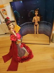 迪士尼美女與野獸貝兒芭比娃娃慶典限量版素體(自組)(手部是官方瑕疵)
