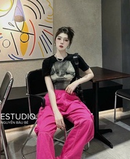 Set áo thun đen tay ngắn và quần ống rông màu hồng túi hộp đồ bộ nữ cá tính mặc dạo phố