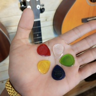 [Electric Guitar Pick And Bass]