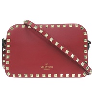 กระเป๋าครอสบอดี้ Valentino Garavani รุ่น Rockstud TV-P148BOL2 สีแดง หนังแท้ สภาพดีเยี่ยม รหัส 0025 [