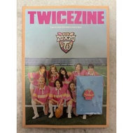 [MERCH] TWICE 2020 Twicezine Magazine & Pin