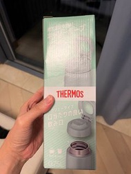 日本新款 Thermos 膳魔師 750ml 保溫瓶 (綠色日本版）(東京入貨) 最後兩件