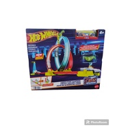HOT WHEELS NEON SPEEDERS LASER STUNT SLAMWAY