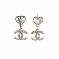 CHANEL 合金23S愛心水鑽雙C吊墜耳釘耳環