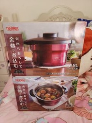 剛新返 現貨 灰黑 酒紅 兩色 迎春接福 激罕優惠 日本直送 Thermos 膳魔師 真空煲 燜燒鍋 燜煮烹調器 100% new 全新品 現貨  型格金屬黑 灰黑色 cool grey / 酒紅色 