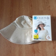 หมวกกันแดด UV99% UPF50+ นำเข้าจากญี่ปุ่น UV Cut Protection Sun Hat หมวกปีกกว้าง หมวกสีเบจล้วน รุ่นยอดนิยม บล๊อกเกอร์ญี่ปุ่นแนะนำ