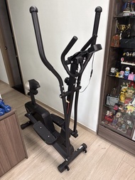 太空漫步機 Black Elliptical Trainer for Home Gym Use