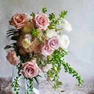 垂墜感藕粉捧花 | 鮮花花束 | 可客製 | 新娘捧花 | 婚禮捧花