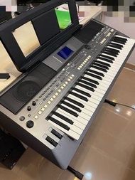 Yamaha 電子琴 PSR-670 九成新（腳架另計）