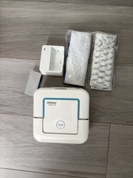 iRobot Braava jet 240 拖地機械人
