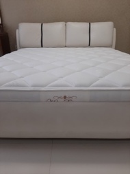 Dijual Kasur King Koil Elegant