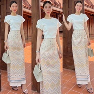 Love Lady ชุดเซทผ้าไทย จิตรลดา ผ้าอัดกาว พิมพ์ลายลิซ่า สไตล์น่ารักแต่ดูดีสุดๆ ผ้าหนา ชุดไทยประยุกต์ ชุดไทยน่ารักๆ