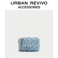 URBAN REVIVO กระเป๋าสะพายไหล่พู่แฟชั่นใหม่สำหรับผู้หญิง AW09TB2X2001 Light blue